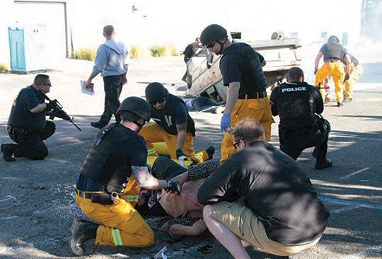 TECC-oefening: hulpverlening onder onveilige omstandigheden